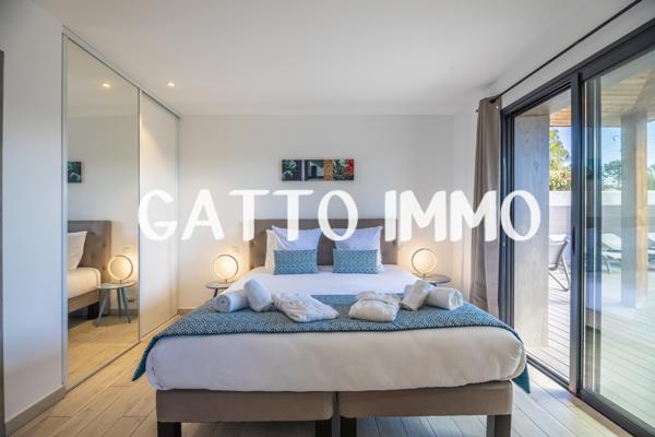 Lecci (20137) A VENDRE VILLAS T4 // T5 MEUBLES AVEC PISCINE PRIVATIVE EN RESIDENCE 5 ETOILES PREMIUM A LECCI EN CORSE