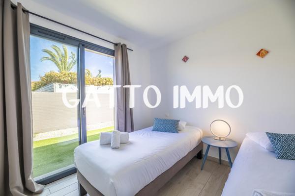 Lecci (20137) A VENDRE VILLAS T4 // T5 MEUBLES AVEC PISCINE PRIVATIVE EN RESIDENCE 5 ETOILES PREMIUM A LECCI EN CORSE