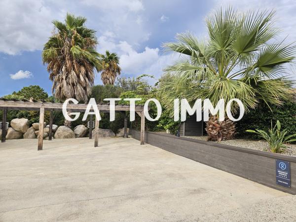 Lecci (20137) A VENDRE VILLAS T4 // T5 MEUBLES AVEC PISCINE PRIVATIVE EN RESIDENCE 5 ETOILES PREMIUM A LECCI EN CORSE