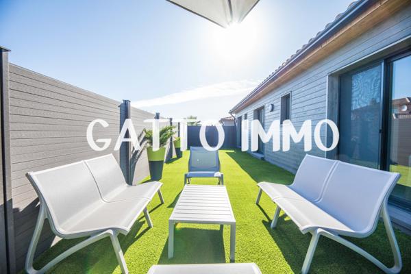 Lecci (20137) A VENDRE VILLAS T4 // T5 MEUBLES AVEC PISCINE PRIVATIVE EN RESIDENCE 5 ETOILES PREMIUM A LECCI EN CORSE