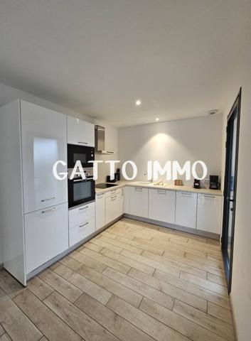 Lecci (20137) A VENDRE VILLAS T4 // T5 MEUBLES AVEC PISCINE PRIVATIVE EN RESIDENCE 5 ETOILES PREMIUM A LECCI EN CORSE