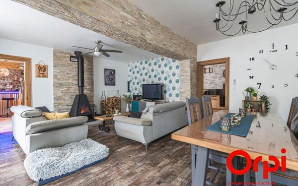 Maison à vendre    6 pièces •  Bruyères-et-Montbérault