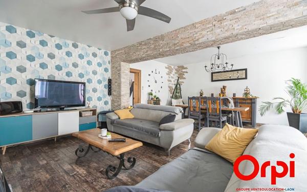 Maison à vendre    6 pièces •  Bruyères-et-Montbérault