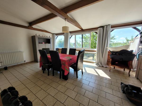 Maison Limay sur S/sol total, 3 chambres et 386m² de terrain et dépendance