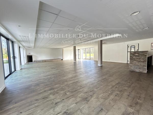 Vannes (56000) Aux portes de Vannes ! Un complexe événementiel de plus de 500 m2