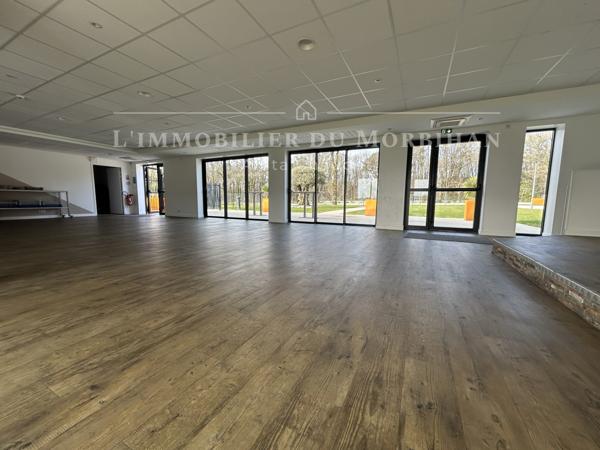 Vannes (56000) Aux portes de Vannes ! Un complexe événementiel de plus de 500 m2