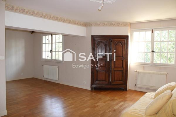 Maison avec jardin atypique