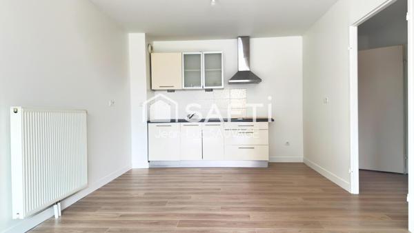 T2 avec terrasse + parking ds résidence sécurisée.