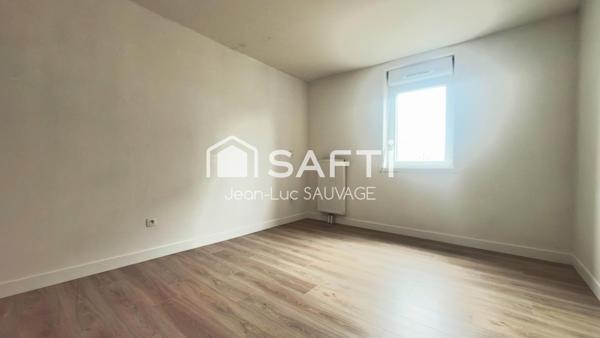 T2 avec terrasse + parking ds résidence sécurisée.