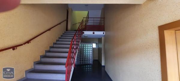 Appartement à louer 2 pièces 42.7m² Pamiers (09100)