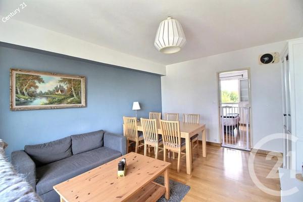 Appartement F3 à vendre  3 pièces - 53 m 2   CHATEAU THIERRY  - 02