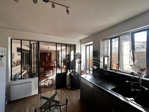Maison TRIEL-SUR-SEINE 6 pièce(s) 121 m² €549 000 ** - Référence 1086