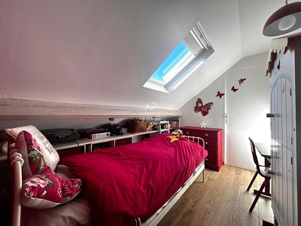 Maison TRIEL-SUR-SEINE 6 pièce(s) 121 m² €549 000 ** - Référence 1086