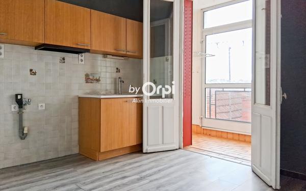 Appartement à vendre    3 pièces • 80 m2 Montluçon