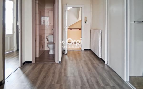 Appartement à vendre    3 pièces • 80 m2 Montluçon
