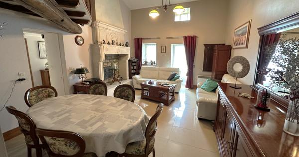 maison en pierres au calme dans un hameau