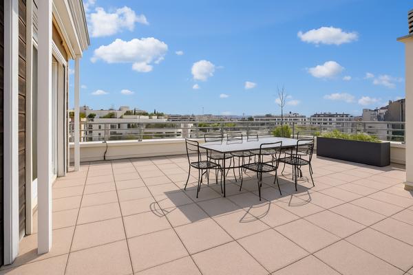 Vente Appartement de luxe Neuilly-sur-Seine 7 Pièces 228 m²