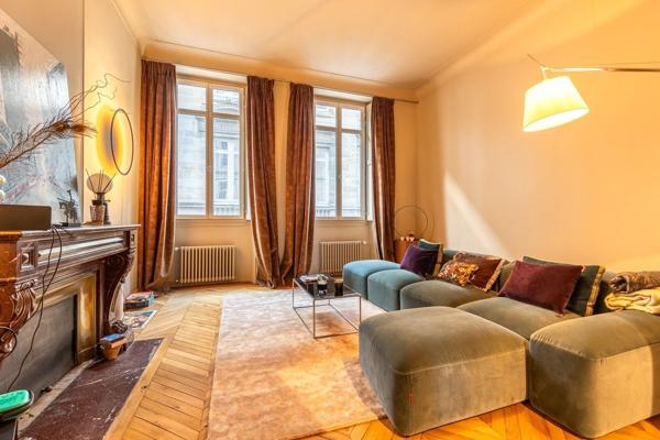 Vente Maison de luxe Bordeaux 10 Pièces 370 m²