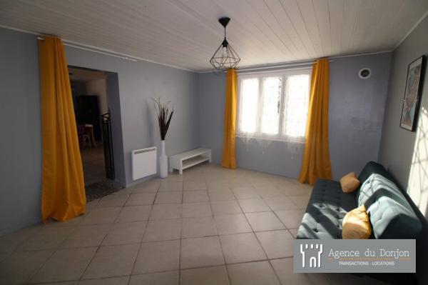 Maison ancienne Fléac-sur-Seugne 73 m²