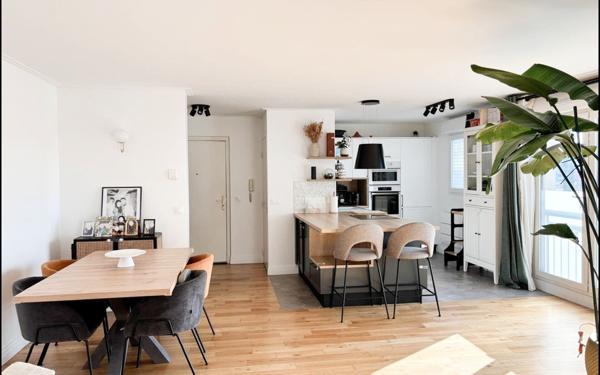 Appartement à vendre    4 pièces • 86 m2 Alfortville