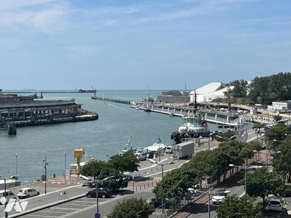 BOULOGNE SUR MER BUILDINGS 