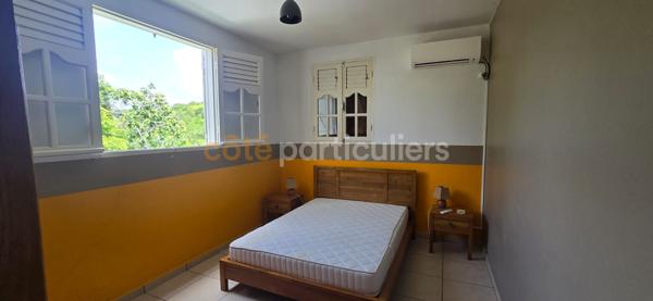 Vente
                Maison390 m² - 16 Pièces -
                    SAINTE ANNE (97180)