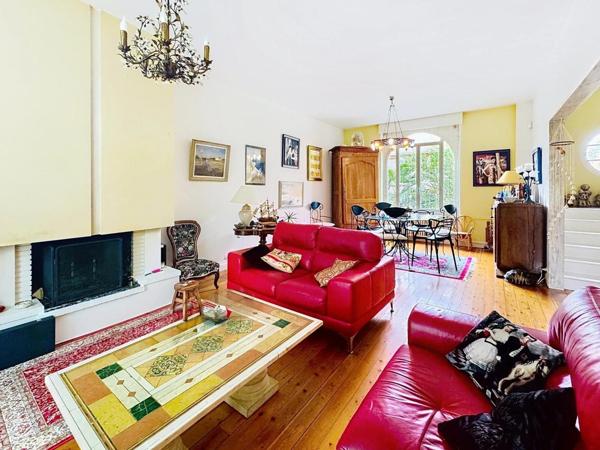 LA GENETTE MAISON FAMILIALE AVEC JARDIN ET GARAGE