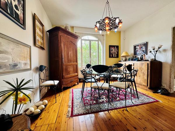 LA GENETTE MAISON FAMILIALE AVEC JARDIN ET GARAGE