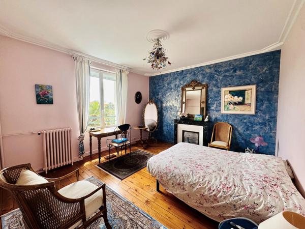 LA GENETTE MAISON FAMILIALE AVEC JARDIN ET GARAGE