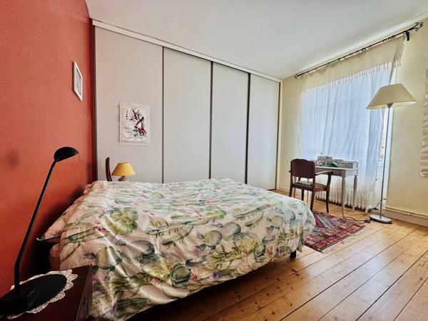 LA GENETTE MAISON FAMILIALE AVEC JARDIN ET GARAGE