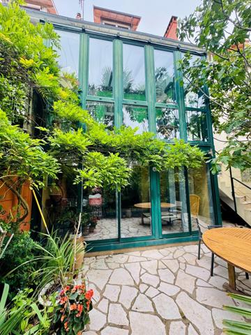 LA GENETTE MAISON FAMILIALE AVEC JARDIN ET GARAGE