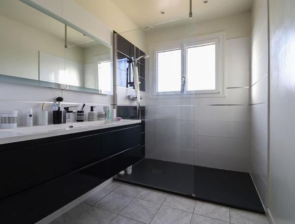 Coup de coeur - Villa 161 m² avec piscine couverte, aucun travaux à prévoir