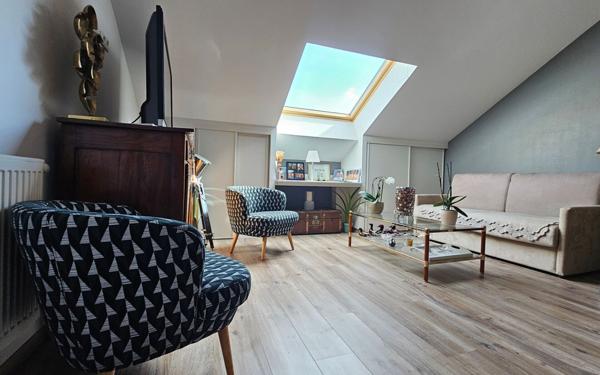 Appartement à vendre    5 pièces • 155 m2 Reims