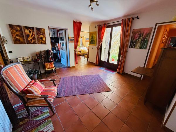 MAISON T7 AVEC PISCINE ET GARAGE