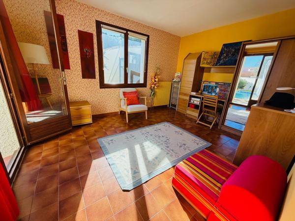 MAISON T7 AVEC PISCINE ET GARAGE