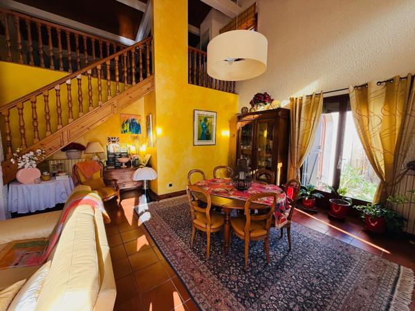 MAISON T7 AVEC PISCINE ET GARAGE