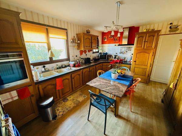 MAISON T7 AVEC PISCINE ET GARAGE