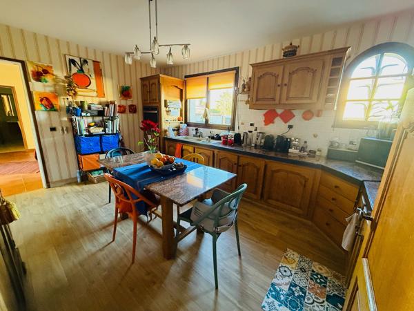 MAISON T7 AVEC PISCINE ET GARAGE