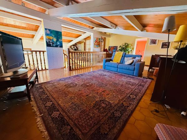 MAISON T7 AVEC PISCINE ET GARAGE