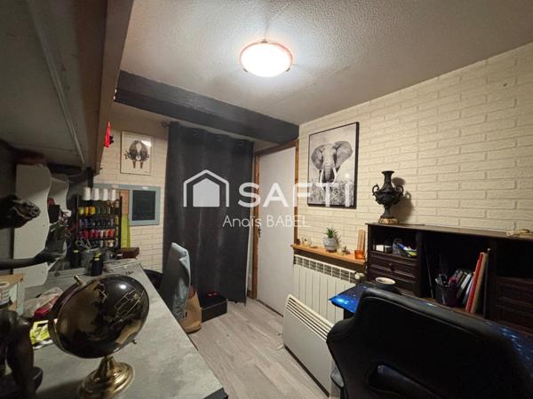 Confort, cour et garages : maison à ne pas manquer