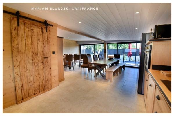 Dpt Landes (40), à vendre SOORTS-HOSSEGOR villa de charme rénovée de 210 m² environ au calme.