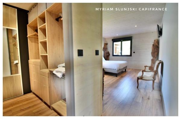 Dpt Landes (40), à vendre SOORTS-HOSSEGOR villa de charme rénovée de 210 m² environ au calme.