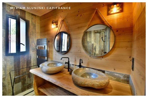 Dpt Landes (40), à vendre SOORTS-HOSSEGOR villa de charme rénovée de 210 m² environ au calme.