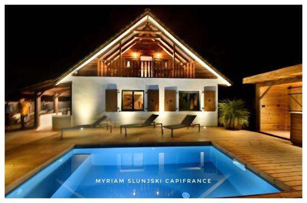 Dpt Landes (40), à vendre SOORTS-HOSSEGOR villa de charme rénovée de 210 m² environ au calme.