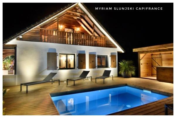 Dpt Landes (40), à vendre SOORTS-HOSSEGOR villa de charme rénovée de 210 m² environ au calme.