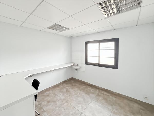 Local professionnel de 155 m² à Challans