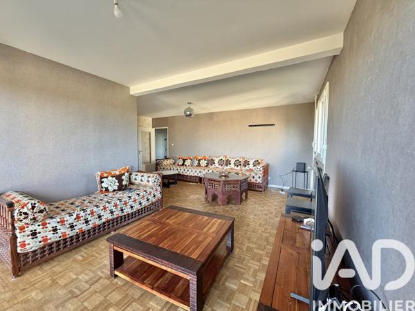 Appartement à vendre 5 pièces 94 m² Nîmes-Saint-Césaire