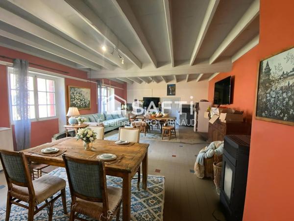 Corps de ferme exceptionnel avec 25 hectares