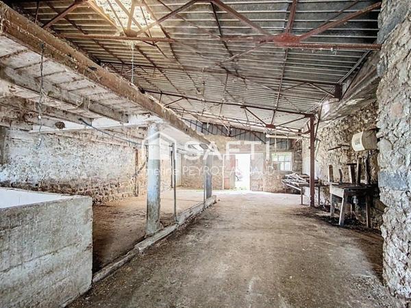 Corps de ferme exceptionnel avec 25 hectares