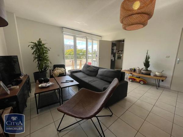 Appartement à louer 4 pièces 86.67m² Avignon (84140)
